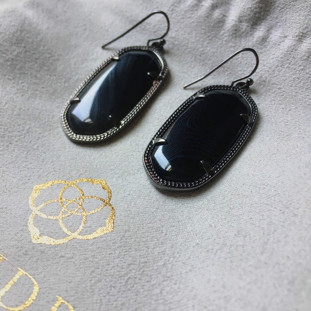 Kendra Scott Elle Earrings • Gunmetal • Box/Pouch